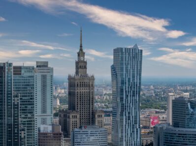 Hotel Warszawa jako przestrzeń komfortu i funkcjonalności